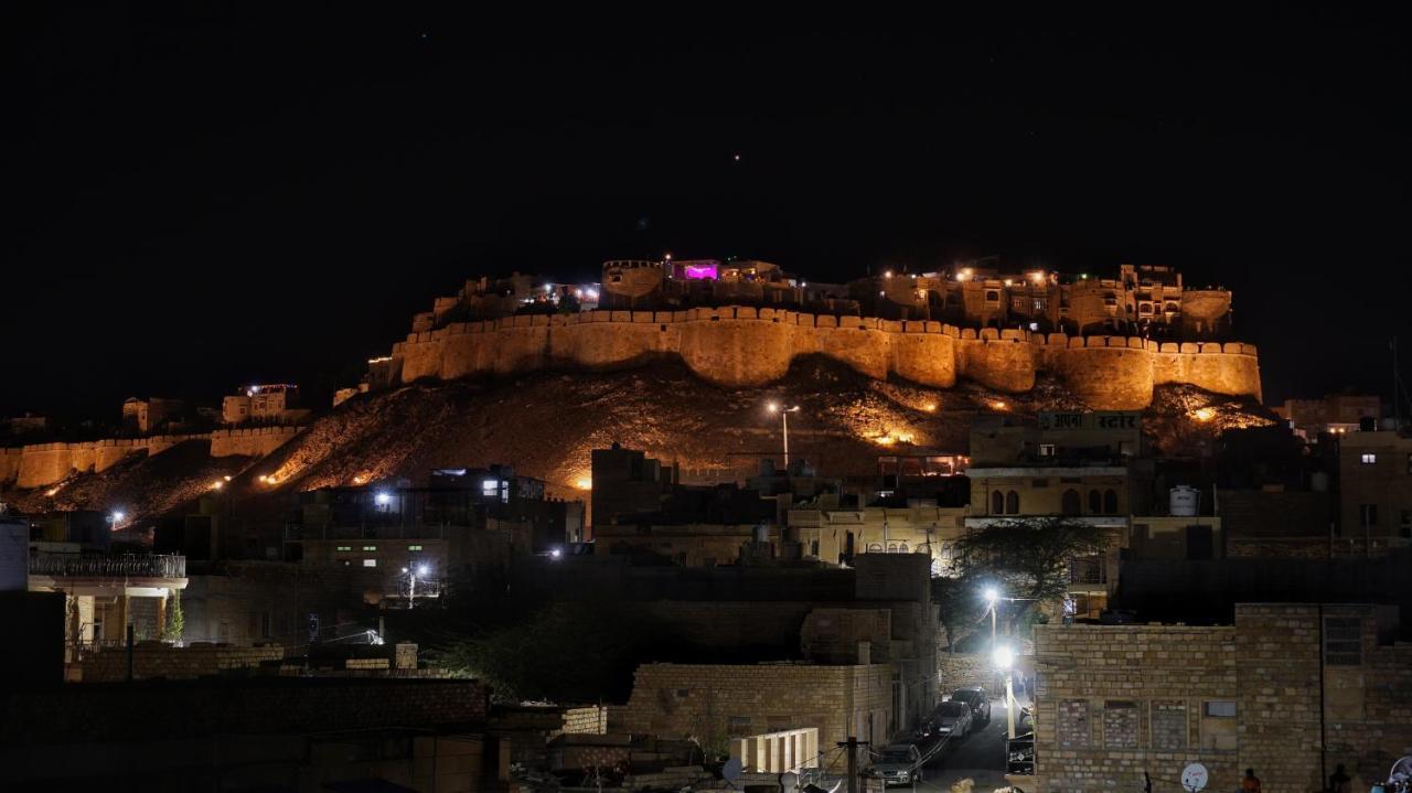 Jaisalmer Hostel Crowd ภายนอก รูปภาพ