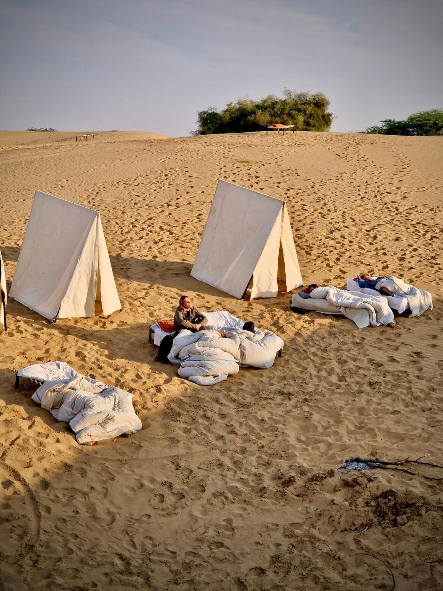 Jaisalmer Hostel Crowd ภายนอก รูปภาพ